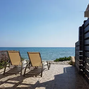 Beach House At Seafront Дом отдыха