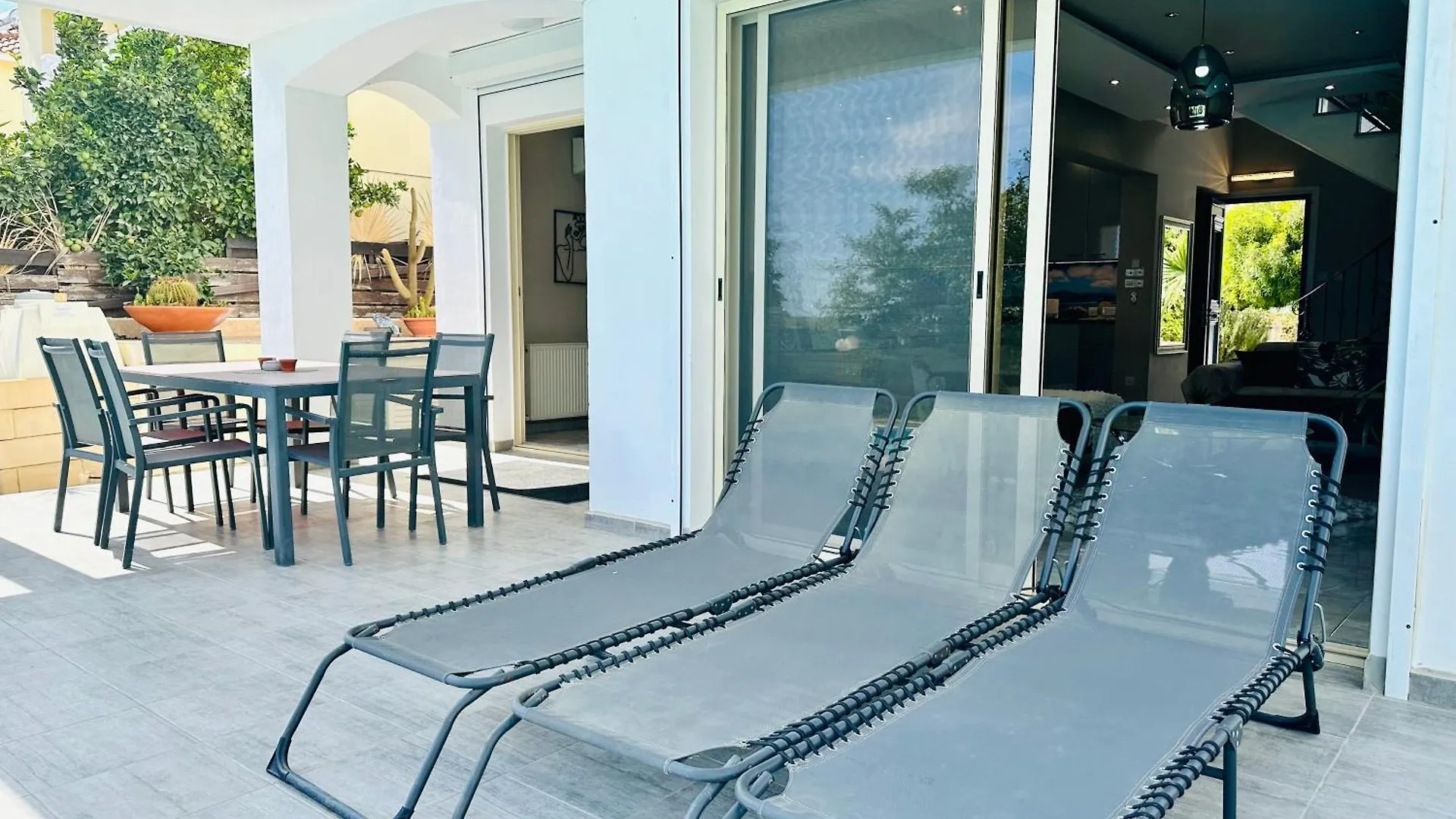 Luxury Villa Lapis Lazuli Meneou