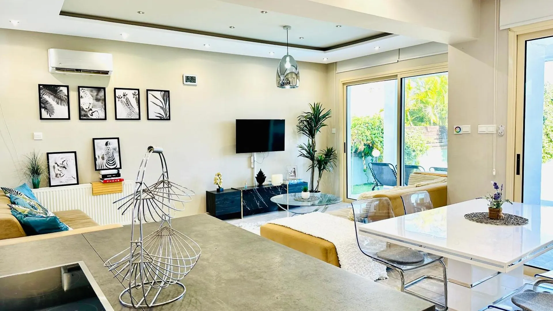 Luxury Villa Lapis Lazuli Meneou
